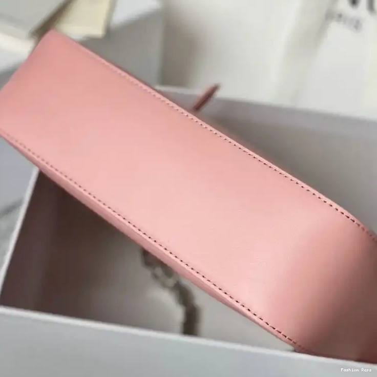 Fashion Reps 2206RF0002 Bag Givenchy 0531